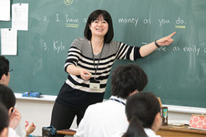 谷垣　加奈子